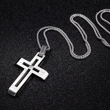 鈦鋼水晶男士十字架項鍊 歐美新款設計  韓國型男不銹鋼十架吊墜 防敏感 送禮精品 時尚飾品 Titanium steel Crystal Men's Cross  Pendant & Necklace European and American design High Quality Korean Pop Star (0007MS)